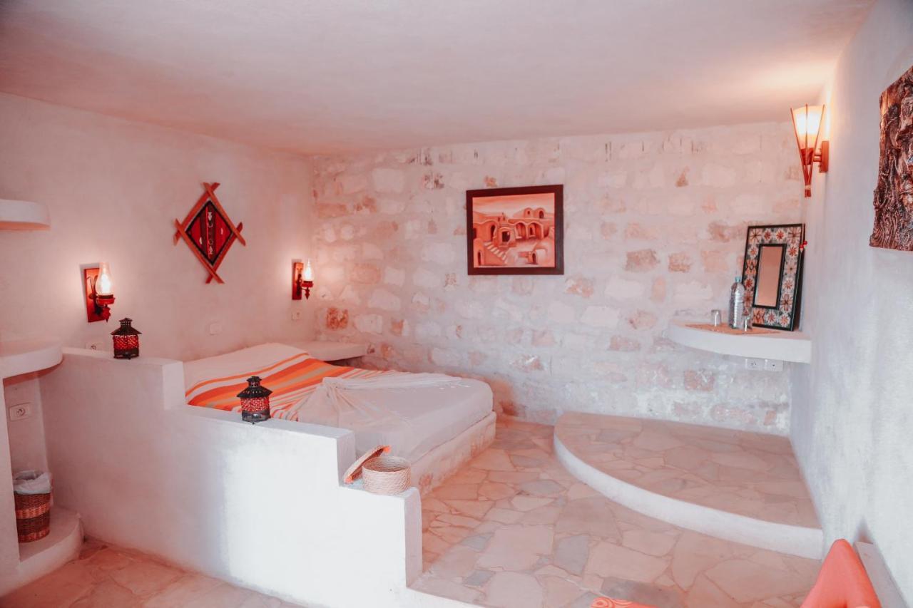 Dar Ayed Tamezret Hotel Tamazrat Exterior photo